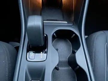 VOLVO XC40 T3 Momentum Pro Aut ACC Kamera Voll-LED AHK