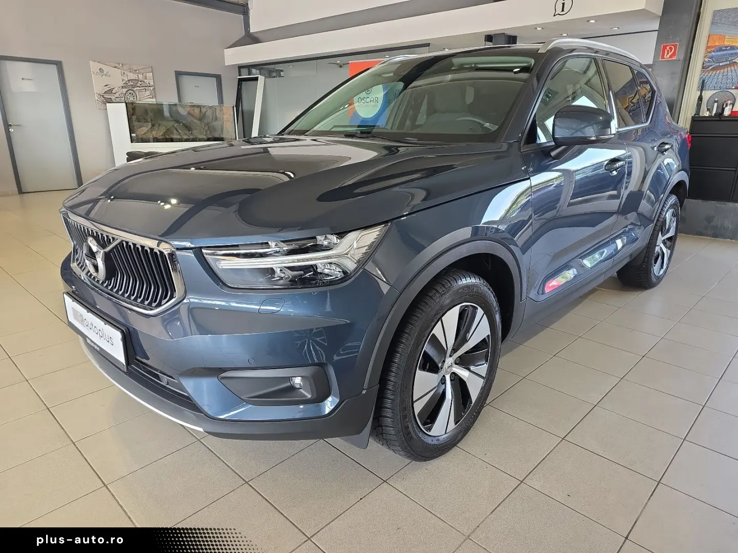 VOLVO XC40 T3 Momentum Pro ACC BLIS AHK Kamera LED SHZ