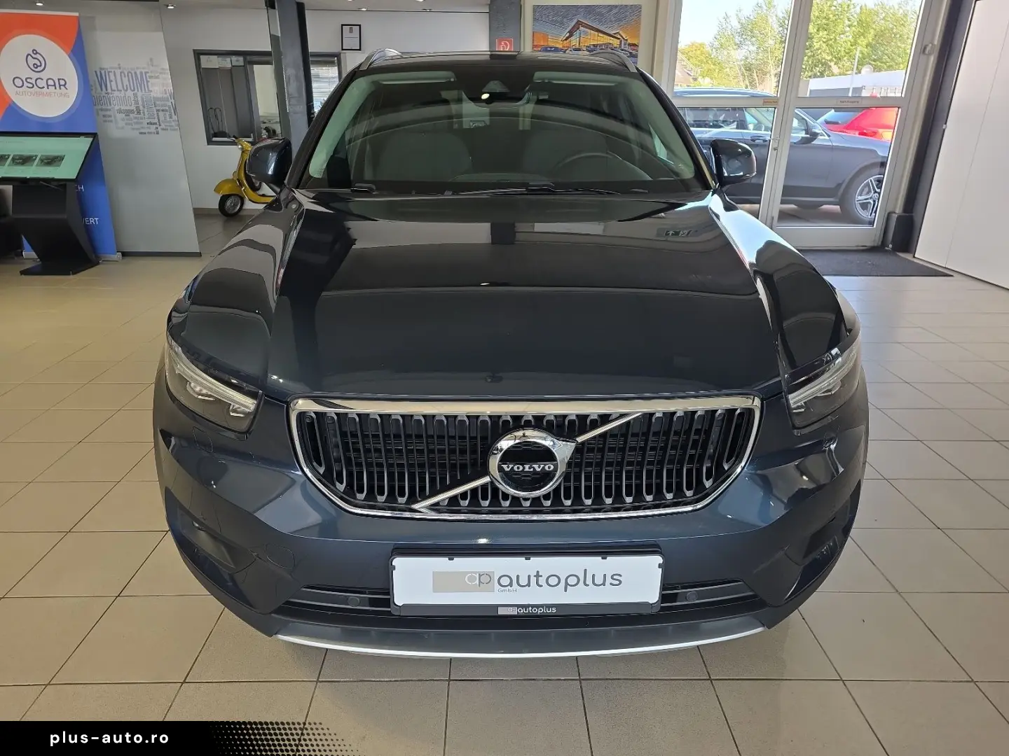 VOLVO XC40 T3 Momentum Pro ACC BLIS AHK Kamera LED SHZ