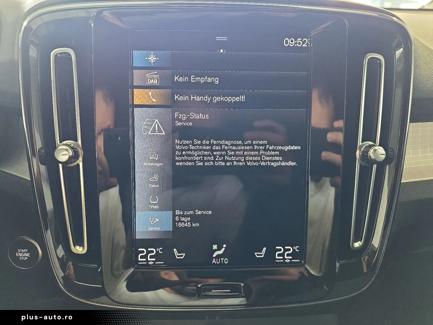VOLVO XC40 T3 Momentum Pro ACC BLIS AHK Kamera LED SHZ