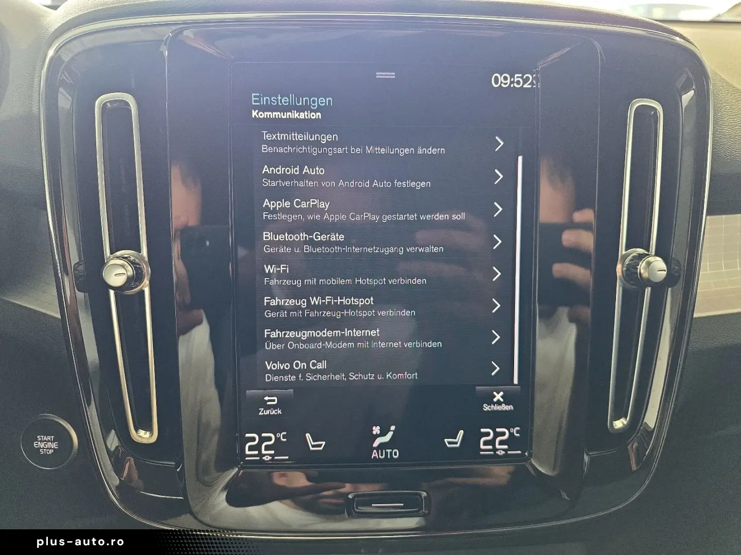 VOLVO XC40 T3 Momentum Pro ACC BLIS AHK Kamera LED SHZ