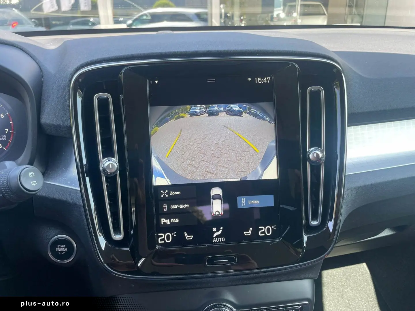 VOLVO XC40 Momentum 2WD Aut. CarPlay Kamera