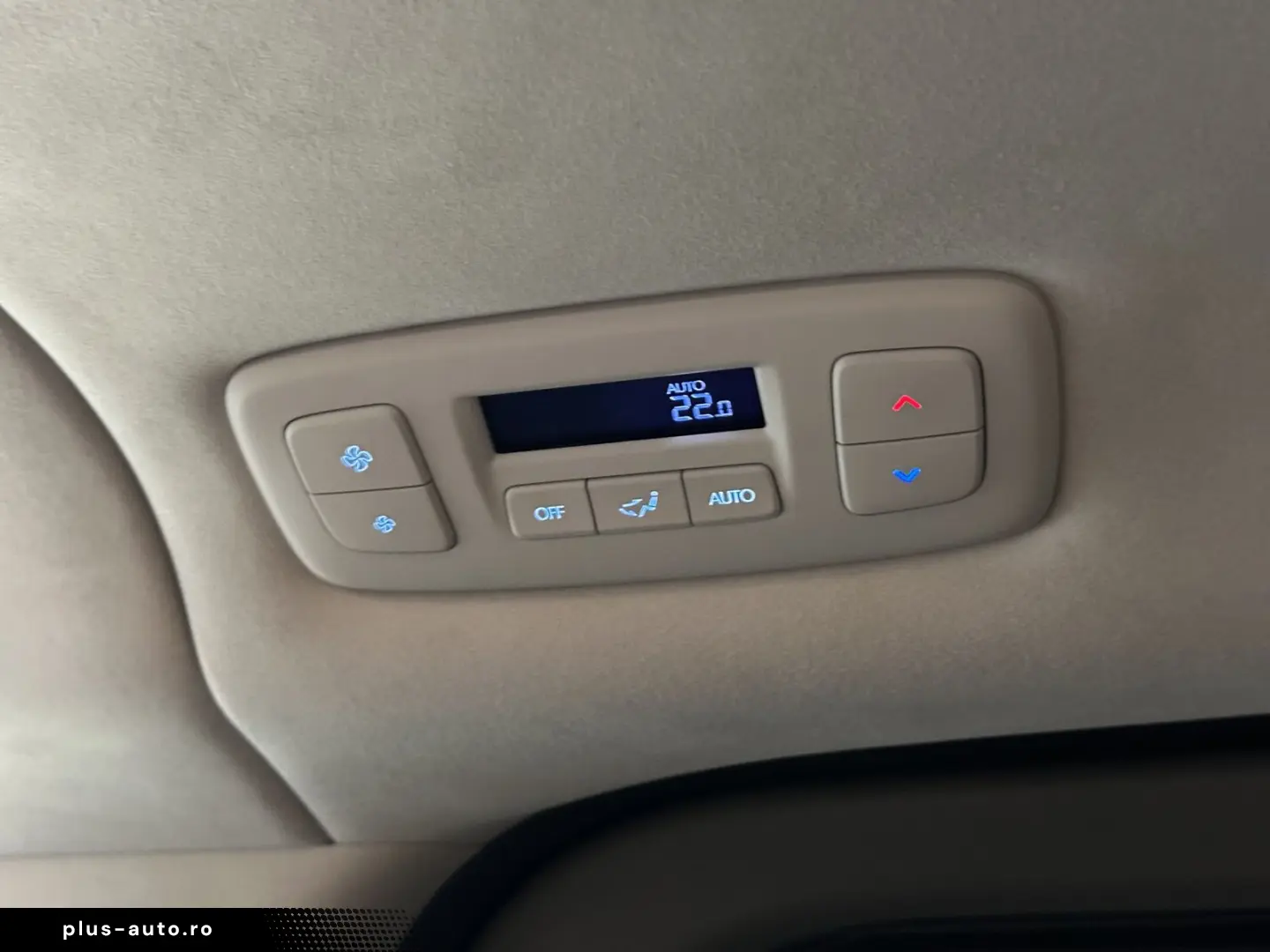 HYUNDAI Staria Signature Leder Pano 360Cam 7-Sitzer AHK