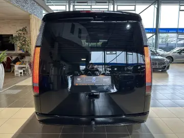HYUNDAI Staria Signature Leder Pano 360Cam 7-Sitzer AHK