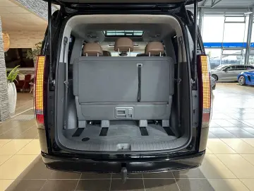 HYUNDAI Staria Signature Leder Pano 360Cam 7-Sitzer AHK