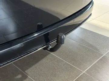 HYUNDAI Staria Signature Leder Pano 360Cam 7-Sitzer AHK