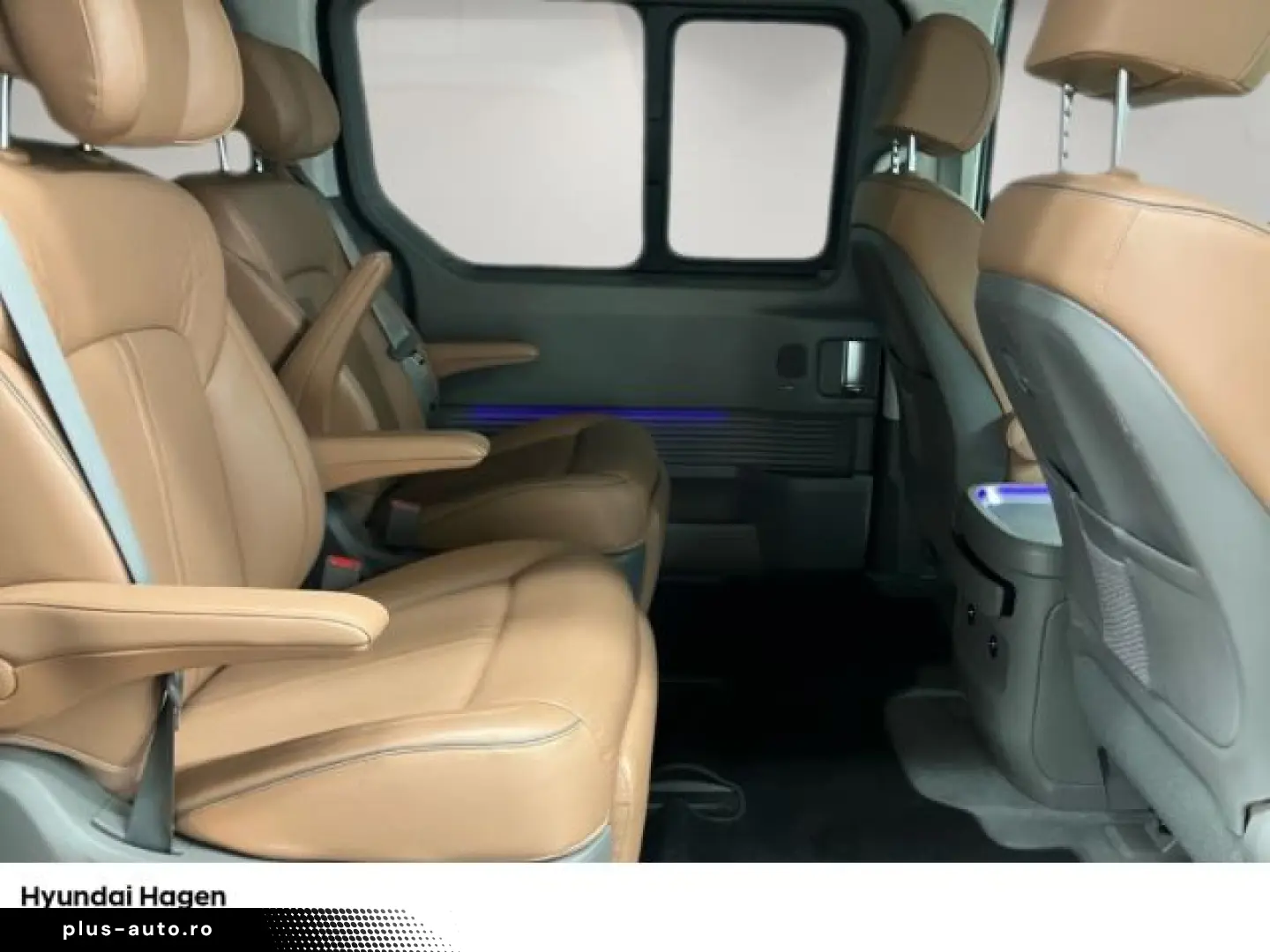 HYUNDAI STARIA Signature 4WD LED NAV BOSE LEDER 7Sitzer