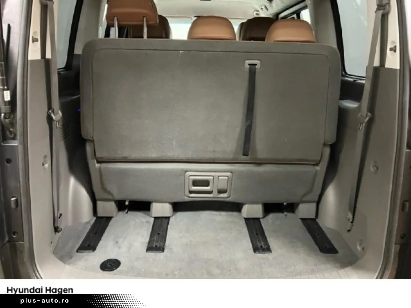 HYUNDAI STARIA Signature 4WD LED NAV BOSE LEDER 7Sitzer
