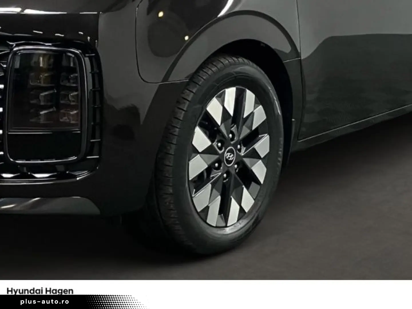 HYUNDAI STARIA Signature 4WD LED NAV BOSE LEDER 7Sitzer