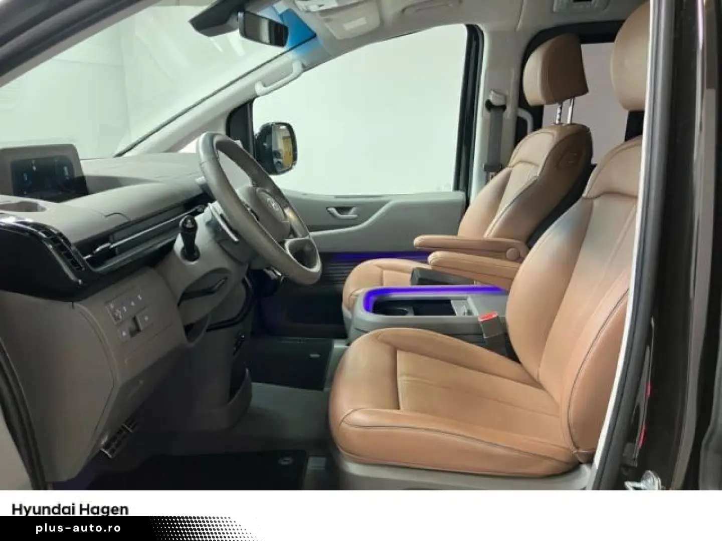 HYUNDAI STARIA Signature 4WD LED NAV BOSE LEDER 7Sitzer