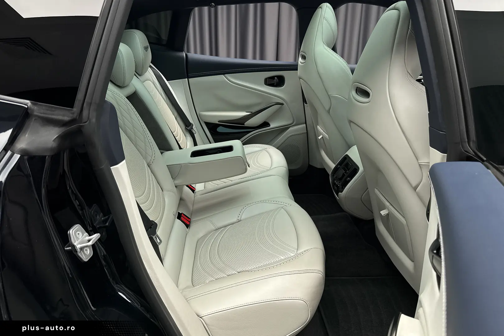 Aston Martin DBX DBX 707 Stoc Bucuresti GARANTIE