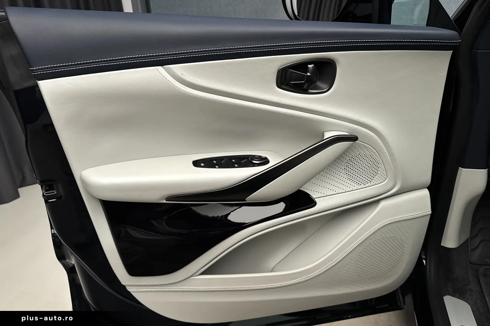 Aston Martin DBX DBX 707 Stoc Bucuresti GARANTIE