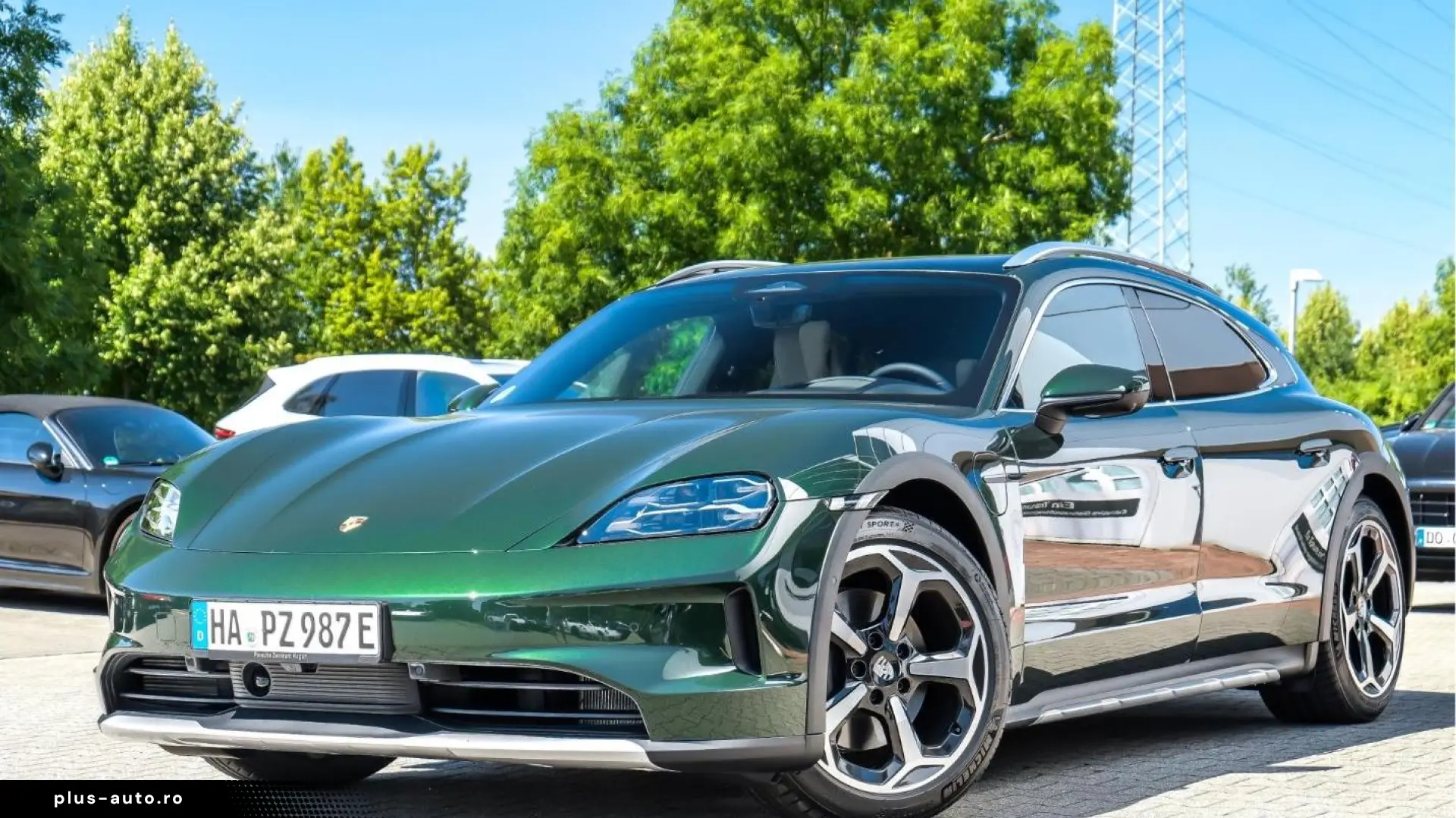 Porsche Taycan 4 Cross Turismo Soft-Close Head-Up