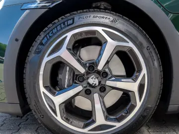 Porsche Taycan 4 Cross Turismo Soft-Close Head-Up