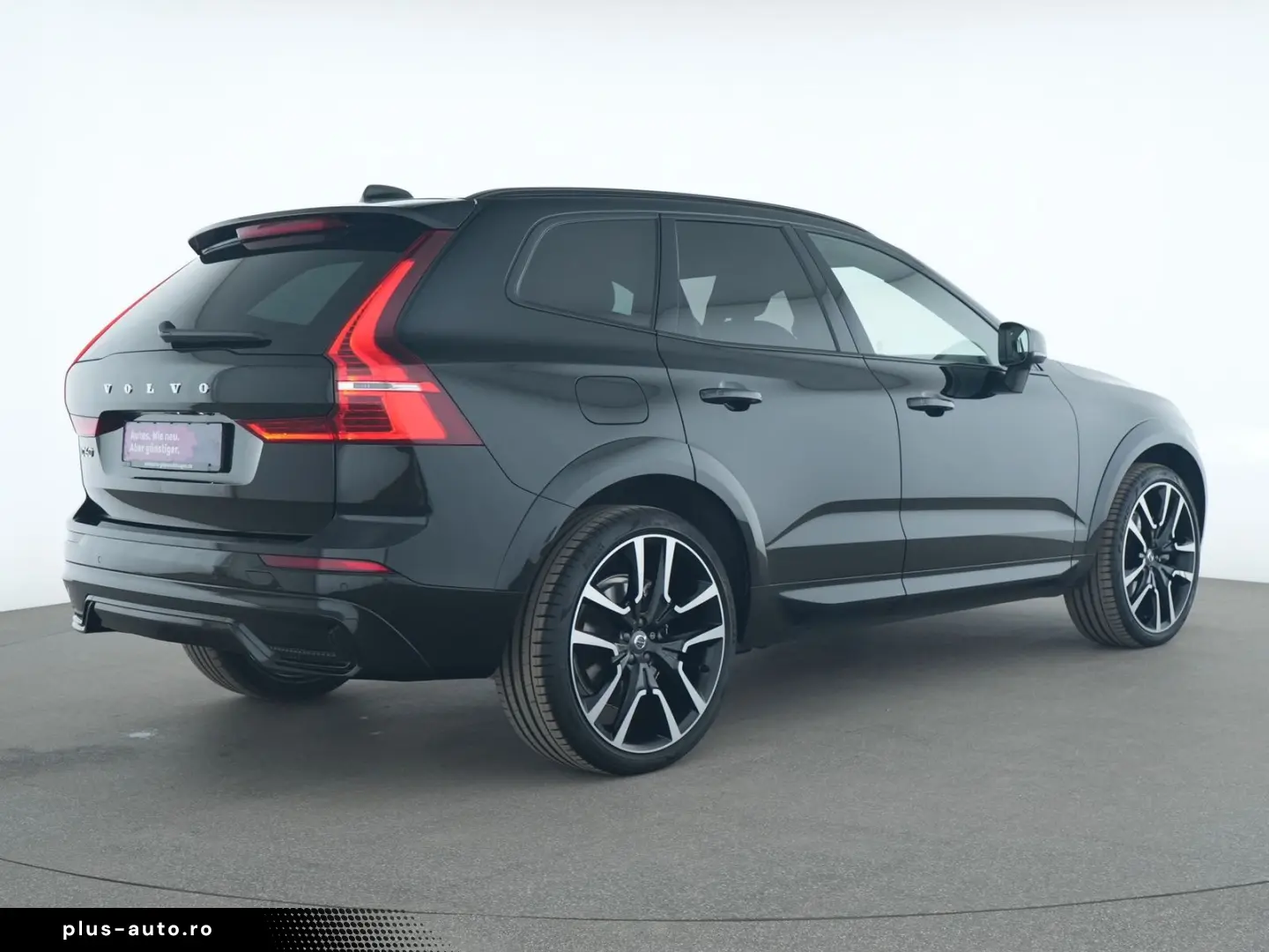 VOLVO XC60 R Design AHK ACC Kessy Kamera LED Navi SHZ