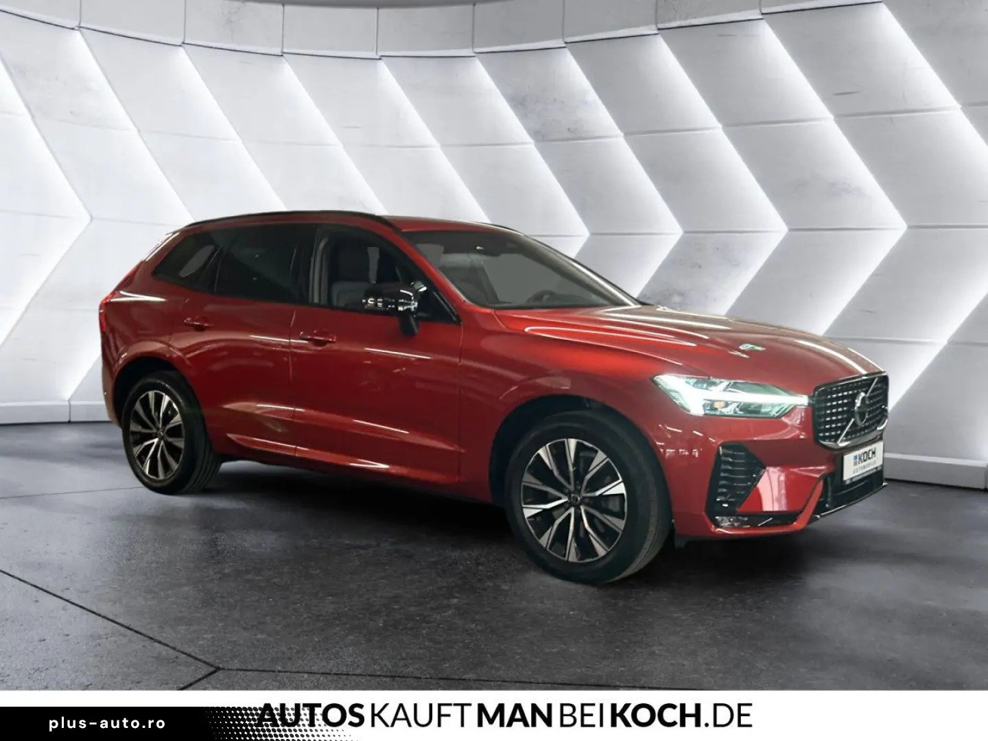 VOLVO XC60 B5 B AWD Plus Dark ACC BLIS V-LED 4xSHz H&K