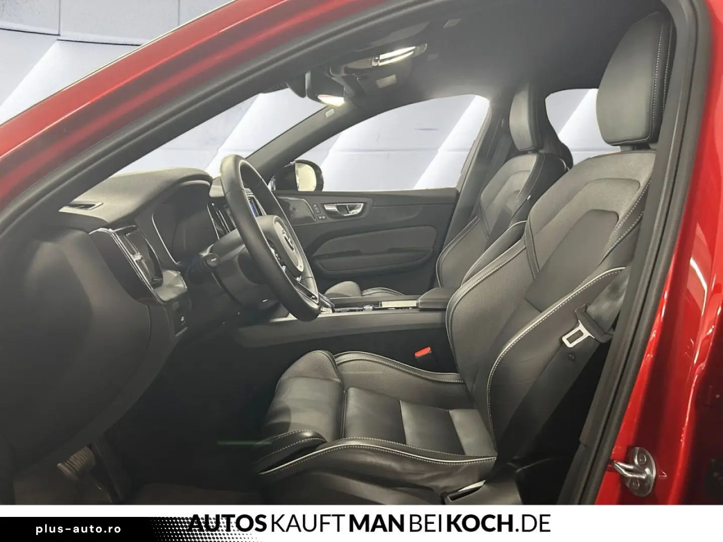 VOLVO XC60 B5 B AWD Plus Dark ACC BLIS V-LED 4xSHz H&K