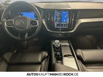 VOLVO XC60 B5 B AWD Plus Dark ACC BLIS V-LED 4xSHz H&K