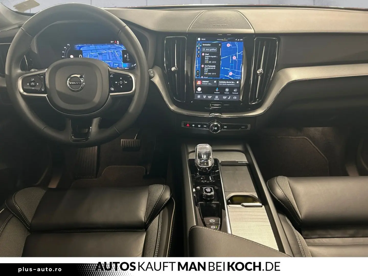 VOLVO XC60 B5 B AWD Plus Dark ACC BLIS V-LED 4xSHz H&K