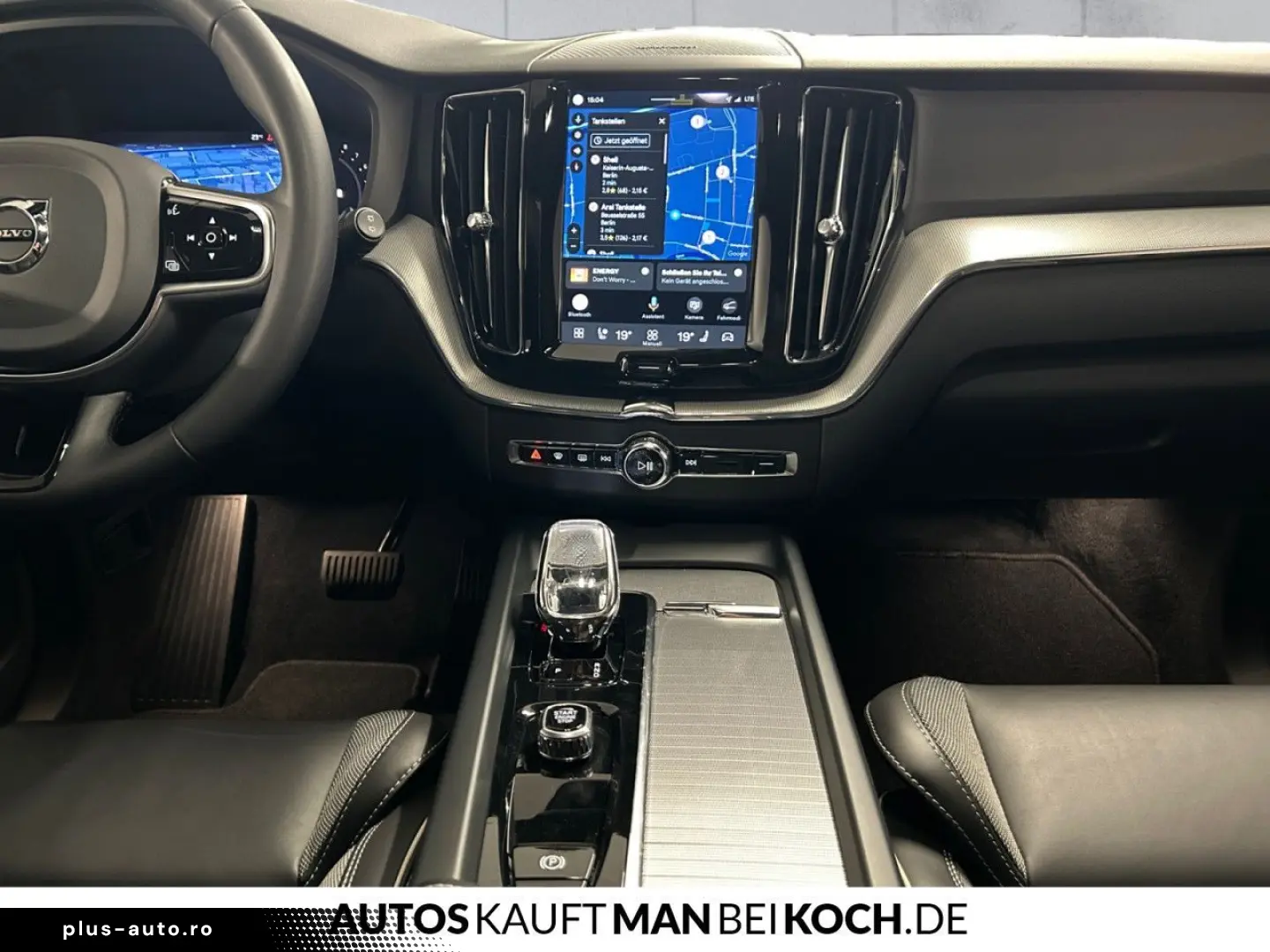 VOLVO XC60 B5 B AWD Plus Dark ACC BLIS V-LED 4xSHz H&K