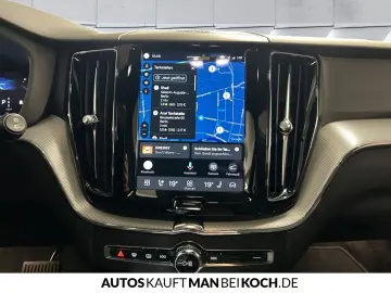 VOLVO XC60 B5 B AWD Plus Dark ACC BLIS V-LED 4xSHz H&K