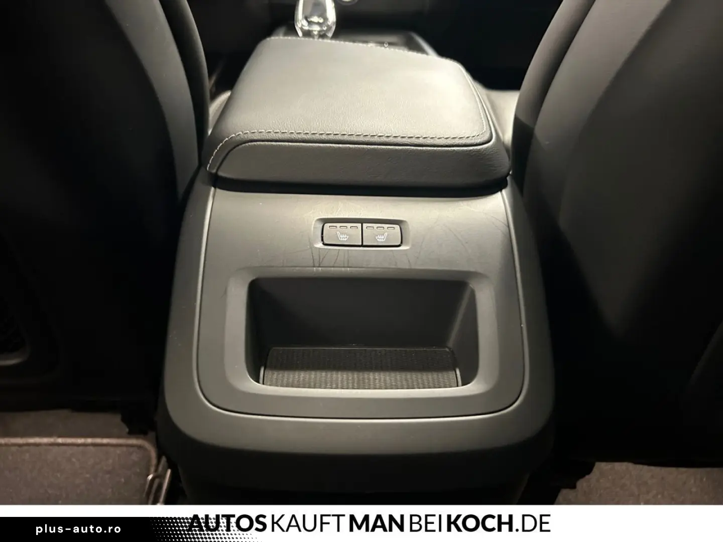 VOLVO XC60 B5 B AWD Plus Dark ACC BLIS V-LED 4xSHz H&K