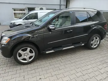 Mercedes-Benz ML 320