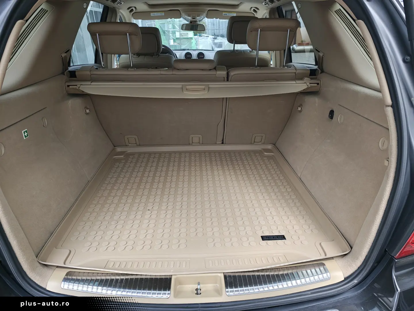 Mercedes-Benz ML 320