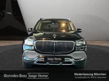 Mercedes-Benz GLS600 Maybach First-Class Fond