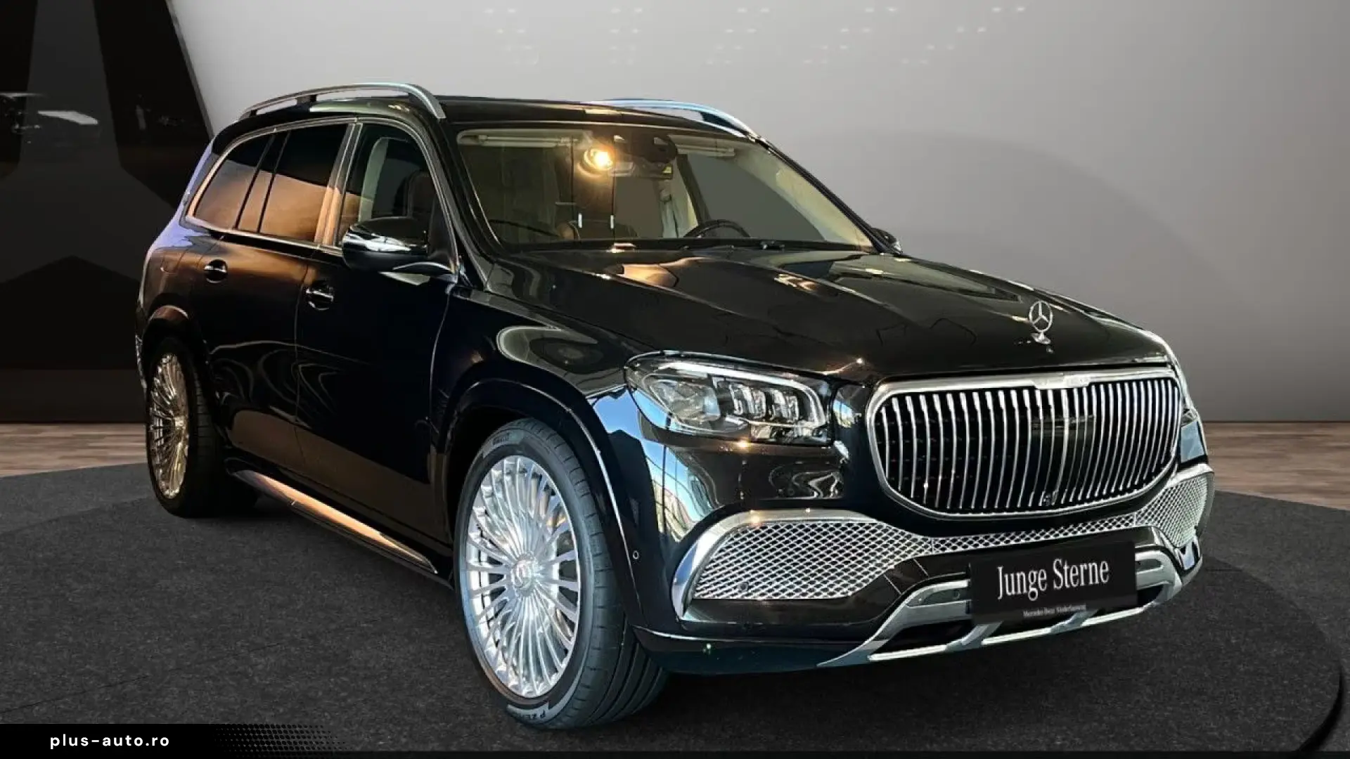 Mercedes-Benz GLS600 Maybach First-Class Fond