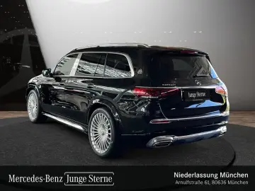 Mercedes-Benz GLS600 Maybach First-Class Fond