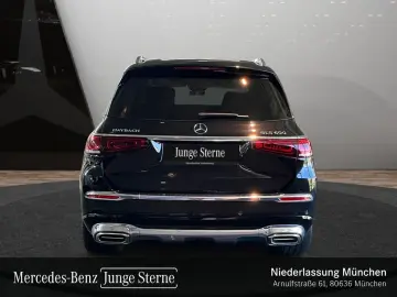 Mercedes-Benz GLS600 Maybach First-Class Fond