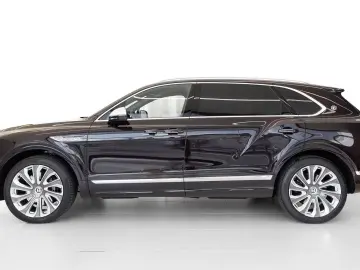 Bentley Bentayga EWB Mulliner von BENTLEY