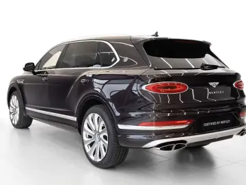 Bentley Bentayga EWB Mulliner von BENTLEY