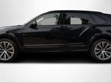 Bentley Bentayga V8 EWB Azure V8  AirlineSeatSpec