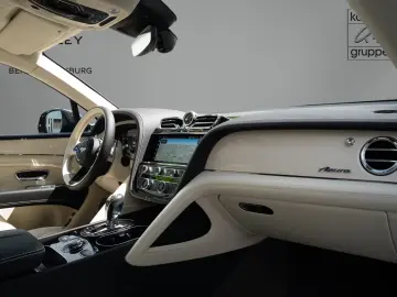 Bentley Bentayga V8 EWB Azure V8  AirlineSeatSpec