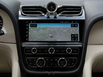 Bentley Bentayga V8 EWB Azure V8  AirlineSeatSpec