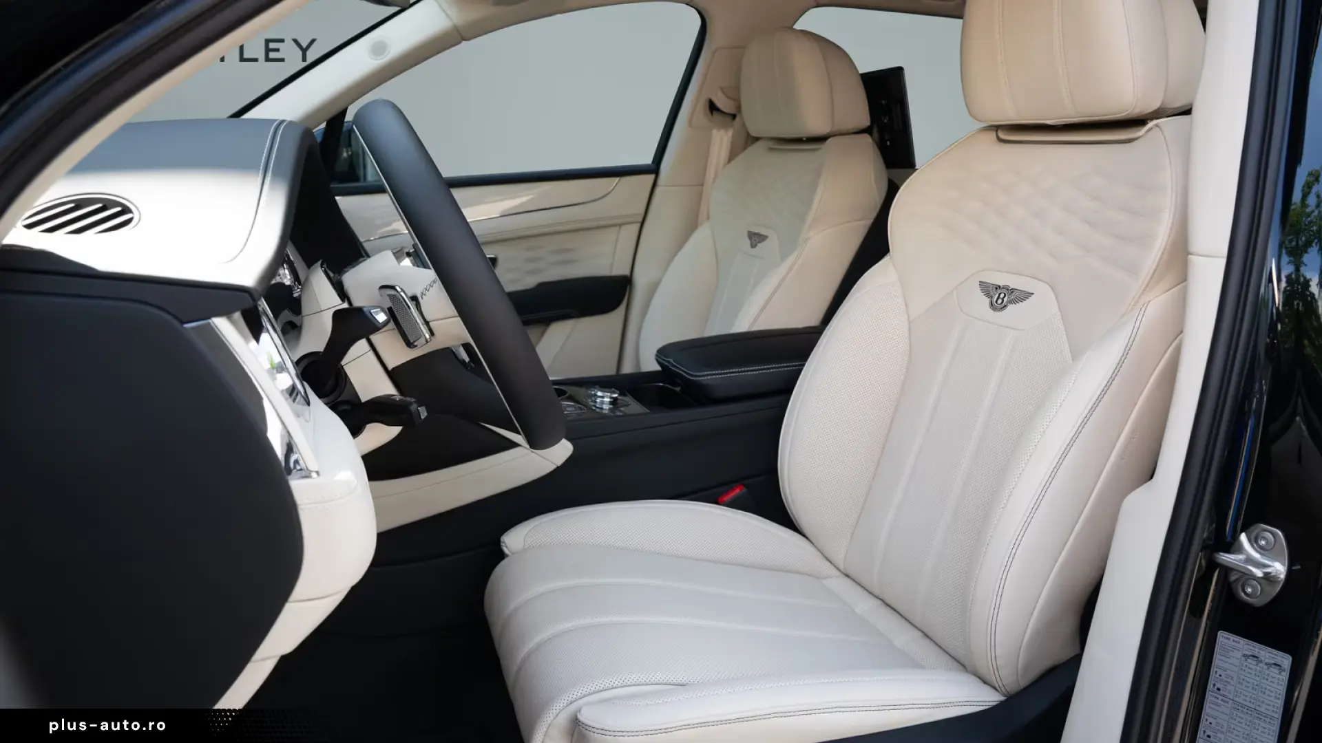 Bentley Bentayga V8 EWB Azure V8  AirlineSeatSpec