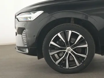 VOLVO XC60 Ultimate Dark LED ACC HeadUp Kamera Kessy