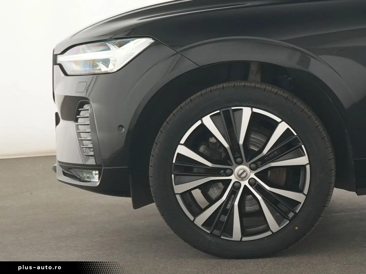 VOLVO XC60 Ultimate Dark LED ACC HeadUp Kamera Kessy