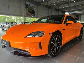 Porsche Taycan GTS Pastel Orange Soft-Close
