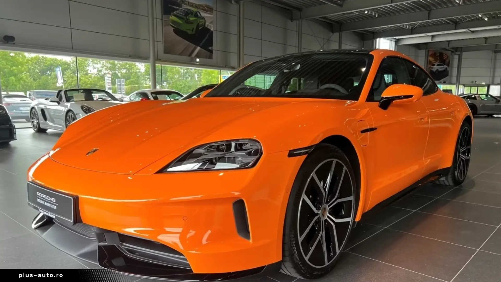 Porsche Taycan GTS Pastel Orange Soft-Close