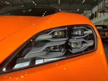 Porsche Taycan GTS Pastel Orange Soft-Close