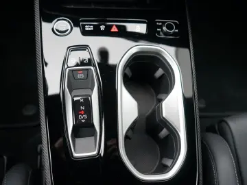 AUDI A6 Limousine 2.0 TFSI e-hybrid quattro edition o