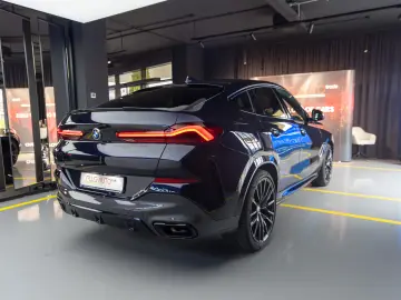 BMW X6 M50
