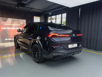 BMW X6 M50