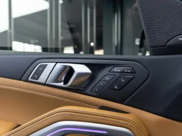 BMW X6 M50