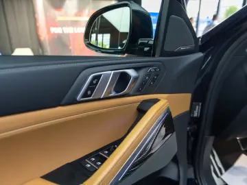 BMW X6 M50