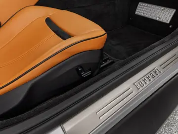 FERRARI Roma 360 JBL PassDisplay