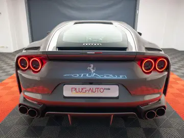 Ferrari 812 6.5 V12 Superfast DCT F1